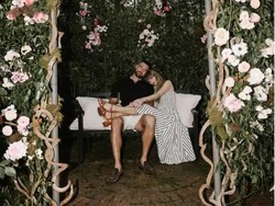 Taylor Swift Tunangan, Dekorasi Lamaran Bak Taman Dongeng Curi Atensi