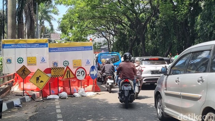 Titik galian baru di Jalan TB Simatupang, Jakarta Selatan