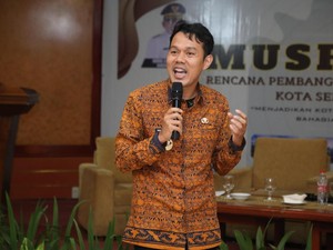 Dari Keluarga Biasa, Ini Perjalanan Nur Agis Aulia Jadi Wawalkot Serang