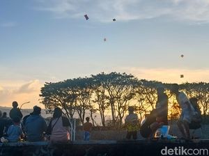 Warga Kota Batu Resah Demam Layangan, Sawah Rusak-Pemotor Terjerat Benang