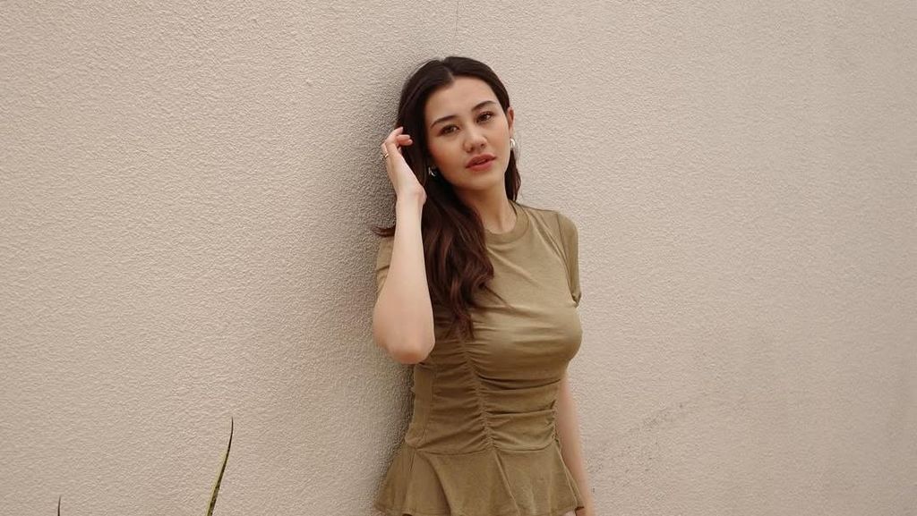 Puja Puji untuk Kecantikan Aaliyah Massaid