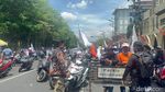 Arus Lalu Lintas Tersendat Imbas Demo Buruh di Surabaya
