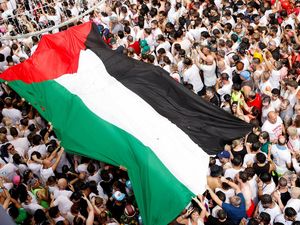 Mengapa Eropa Berbalik Mendukung Palestina?