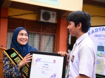 Bunda Literasi Riau dan Abdul Hadi Berbagi Inspirasi lewat Dunia Kata