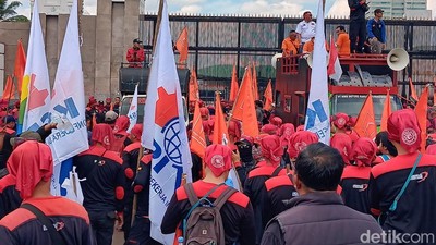 Demo Buruh di DPR