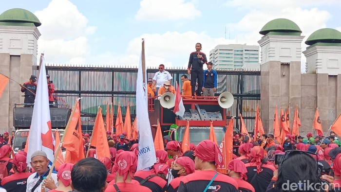 Demo Buruh di DPR