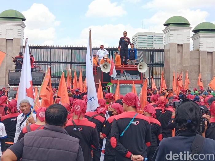 Demo Buruh di DPR