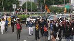 Demo Depan DPR Memanas, Massa Terobos Tol Dalkot