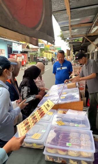 donat viral diantre pelanggan