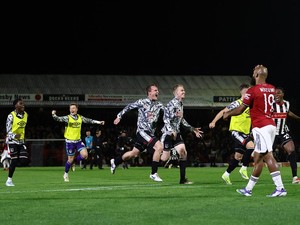 Ya Ampun, Grimsby Masih Saja Ledek MU