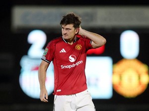 Kontrak Harry Maguire Hampir Habis, Sementara MU Berburu Bek Baru
