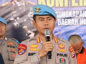 Polda Banten Patsus Oknum Polisi Lempar Helm Bubarkan Balap Liar di Serang