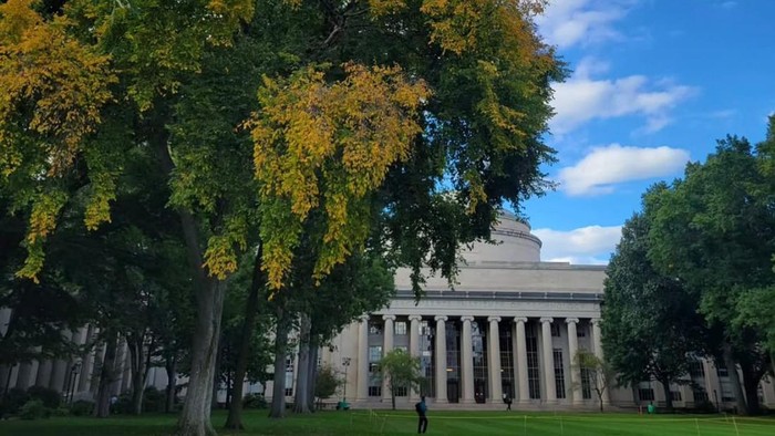 Di Tengah Pemerintahan Presiden Donald Trump, Bagaimana Peluang Kuliah di AS?