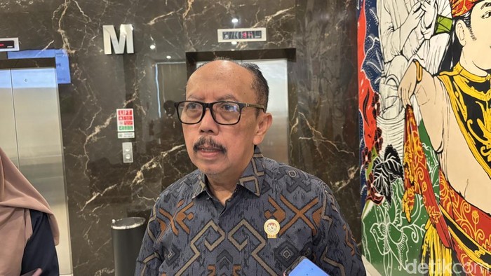 Ketua LPSK, Achmadi
