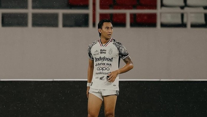 Komang Tri Arta Wiguna, satu dari tiga pemain Bali United yang dipinjamkan pada musim 2025/2026. (Foto: Dok. Bali United)