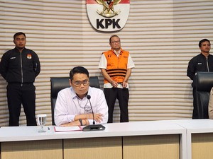 KPK Tahan 1 Tersangka Korupsi LPEI yang Rugikan Negara Rp 11,7 T
