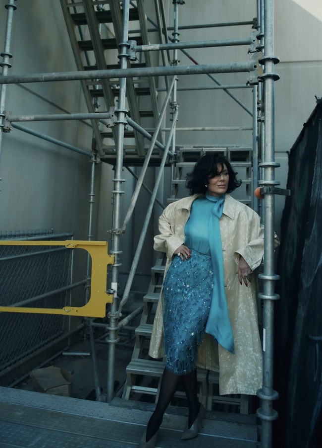 Beginilah wajah Kris Jenner sebelum melakukan operasi plastik. Kris menegaskan bahwa keterbukaannya mengenai operasi plastik bukanlah sesuatu yang perlu disembunyikan. Ia justru melihatnya sebagai bentuk inspirasi. Foto: dok. Vogue Arabia