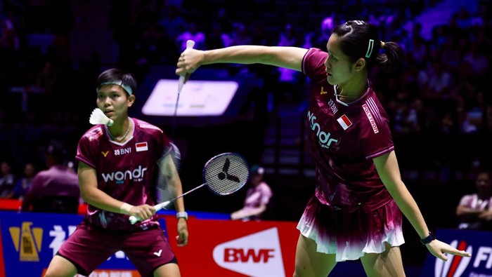 Ganda putri Indonesia Lanny Tria Mayasari/Siti Fadia Silva Ramadhanti di Kejuaraan Dunia BWF 2025.