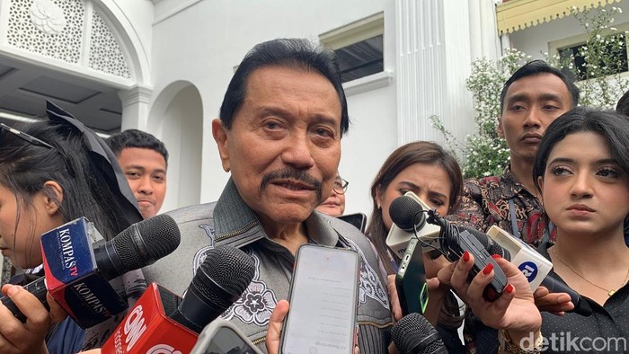 Mantan Kepala BIN AM Hendropriyono