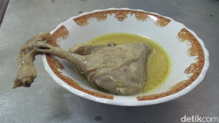 Mentok rempah kuah pedas di Lumajang