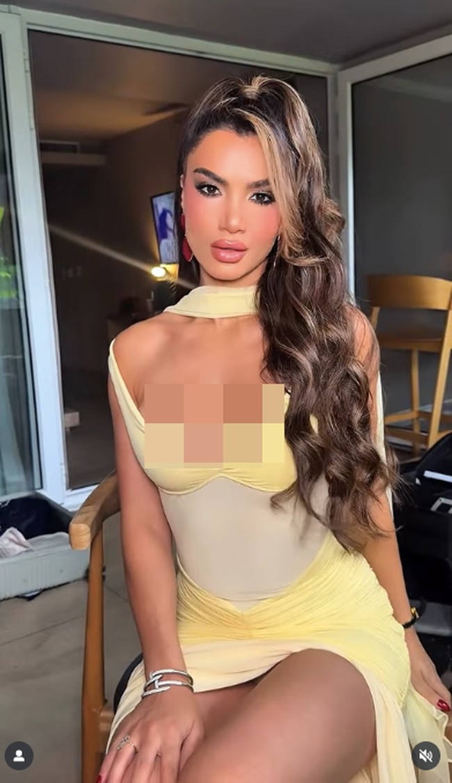 Partisipasi Hanin jadi sorotan setelah insiden Sarah Idan selfie dengan Miss Israel, Adar Gandelsman saat mengikut kontes kecantikan tersebut. Foto itu memicu ancaman pembunuhan dari para ekstremis hingga Sarah dan keluarga terpaksa mengasingkan diri. Foto: Instagram