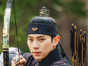 Profil Lee Chae Min, Pemain Drakor Bon Appetit Your Majesty jadi Raja Ketus