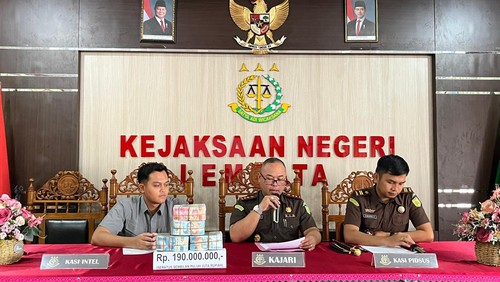 Penyerahan uang korupsi  ke kas negara, Kamis(28/8/2025).