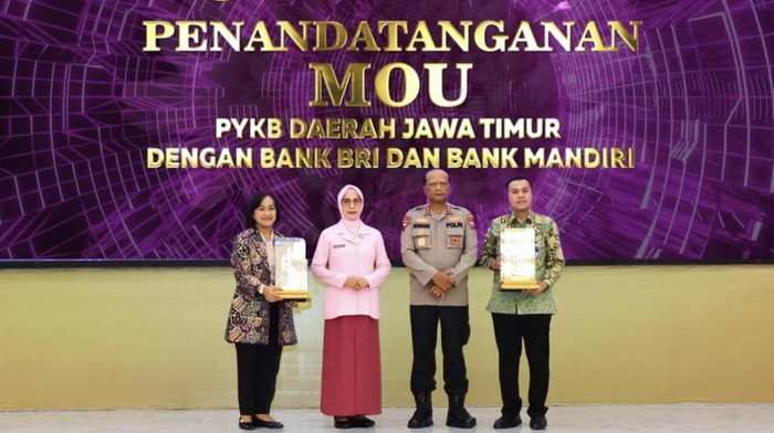 Peresmian aplikasi Si Kembang oleh Yayasan Kemala Bhayangkari Jawa Timur.