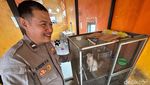 Polisi Kota Kediri Membuka Panti Kucing Gratis