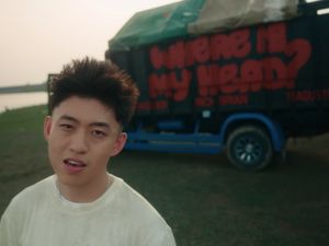 Video: POV Nonton Konser Rich Brian di Jakarta