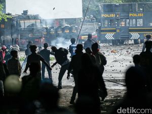 Bingkai Sepekan: Rakyat Marah, Gelombang Demo Merajalela