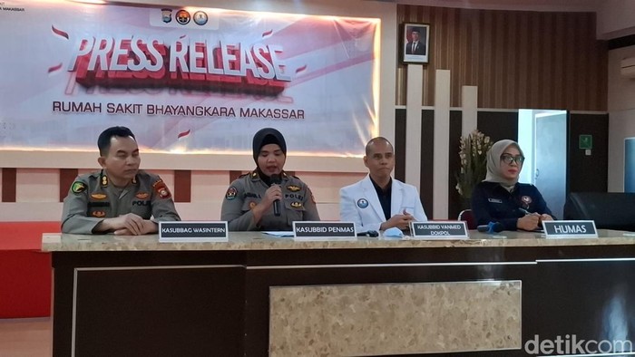 RS Bhayangkara Makassar menggelar konferensi pers terkait bocornya hasil visum selebgram Makassar.