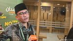Ruben Onsu Bawa Bawang Goreng di Umrah Perdana