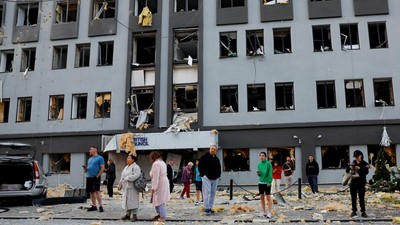 Serangan Udara Rusia Rusak Fasilitas Pendidikan di Ukraina