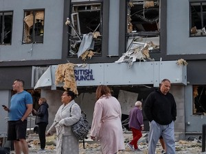 Besar-besaran, Serangan Rudal-Drone Rusia Tewaskan 10 Orang di Kyiv
