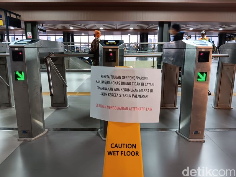 Stasiun KRL Tanah Abang