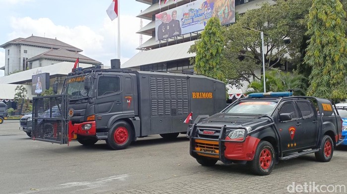 Suasana halaman kantor Gubernur Jateng jelang aksi demo buruh, Kamis (28/8/2025) siang.