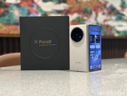 Wujud Vivo X Fold5, HP Layar Lipat Tipis Baterai Besar Harga Rp 25 Juta