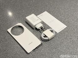 Wujud Vivo X Fold5, HP Layar Lipat Tipis Baterai Besar Harga Rp 25 Juta