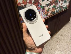 Wujud Vivo X Fold5, HP Layar Lipat Tipis Baterai Besar Harga Rp 25 Juta