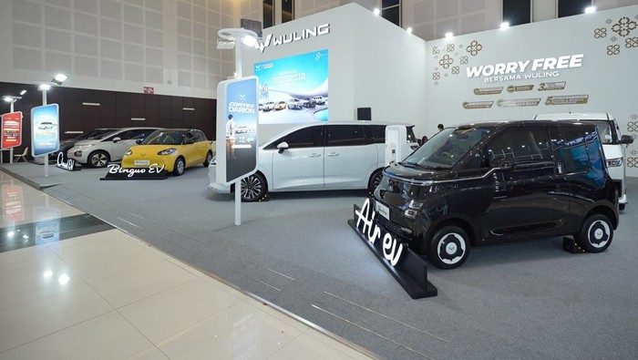 Wuling di Pameran GIIAS Surabaya 2025