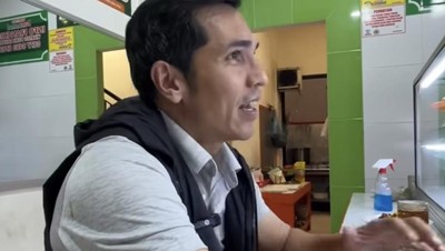 Adrian Maulana, Duta Transum yang Hobi Makan Sederhana di Warteg