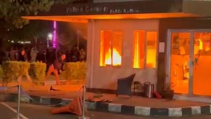 Aksi demonstrasi di Bundaran Digulis Untan Pontianak. Foto: istimewa