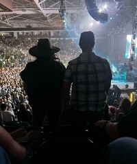 Kelakukan orang egois bikin emosi jiwa dan raga. Semoga kita semua terhindar dari sifat yang seperti ini ya, detikers.