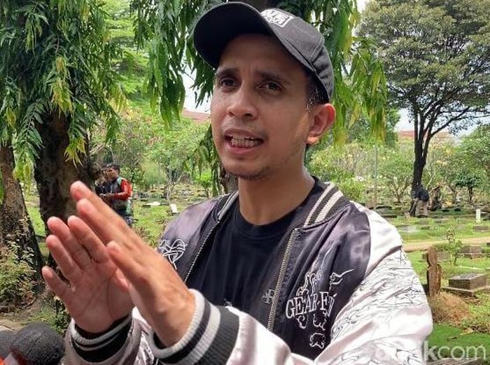 Andovi Da Lopez Andovi Da Lopez ke pemakaman Affan Kurniawan di TPU Karet Bivak, Jumat (29/8/2025).