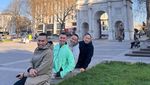 Aneka Gaya Ahmad Sahroni di Luar Negeri dari Paris sampai Tokyo
