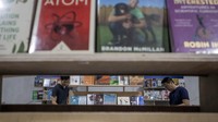 Bazar buku internasional yang berlangsung hingga 7 September 2025 ini menghadirkan lebih dari satu juta judul karya penulis lokal maupun internasional. ANTARA FOTO/Abdan Syakura