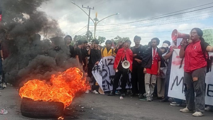 Demo di Palangka Raya. Foto: Ayuningtias/detikKalimantan