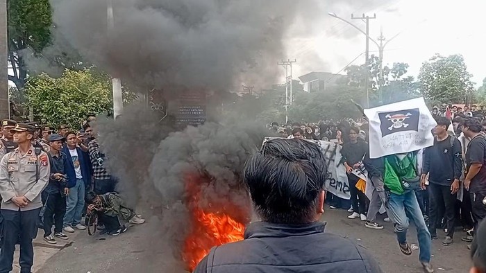 Demo di Palangka Raya. Foto: Ayuningtias/detikKalimantan