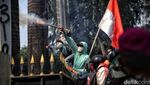 Detik-detik Massa Demo Serang Markas Brimob Kwitang